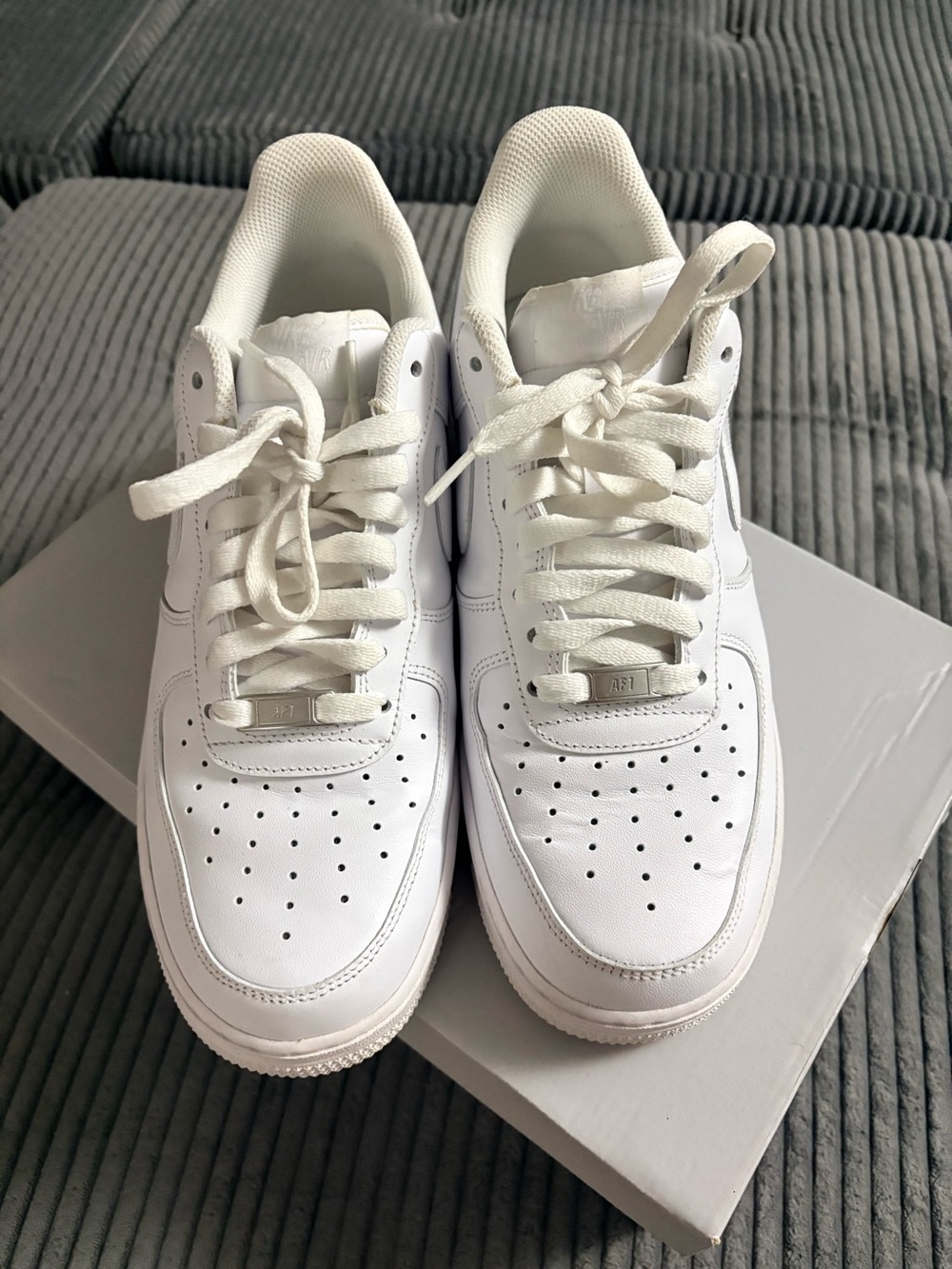 Nike Air Force 1 '07 Triple White Leather Low Top Casual Sneakers 10.5